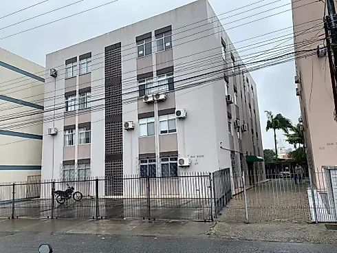 Apartamento em Praia Comprida, São José