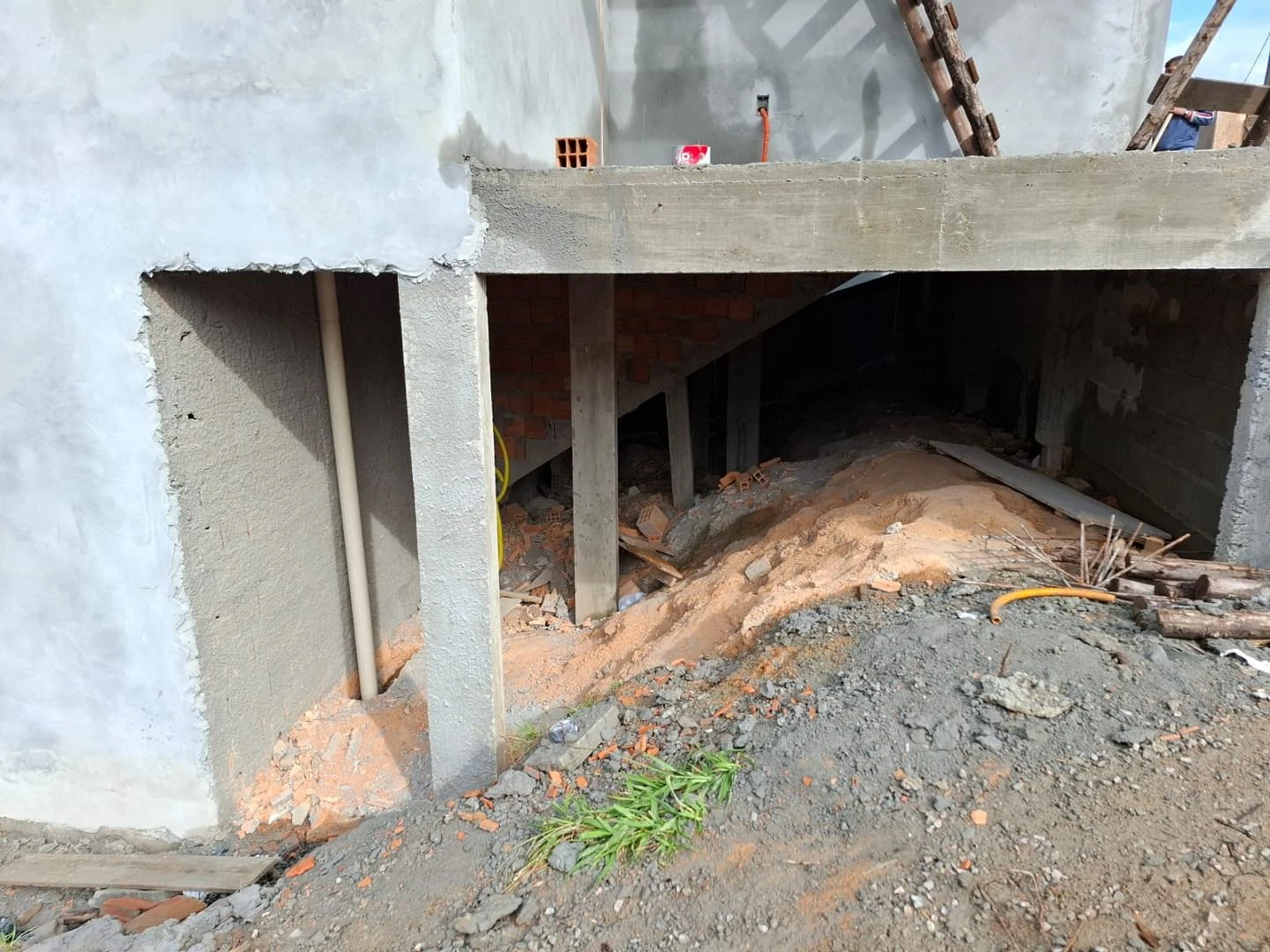 Sobrado Novo, 02 Dorms com Sacada, Potecas, São José SC - Foto 16
