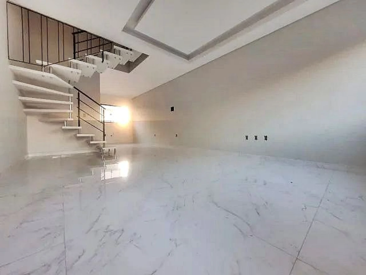 Sobrado geminado em Caminho Novo, Palhoça