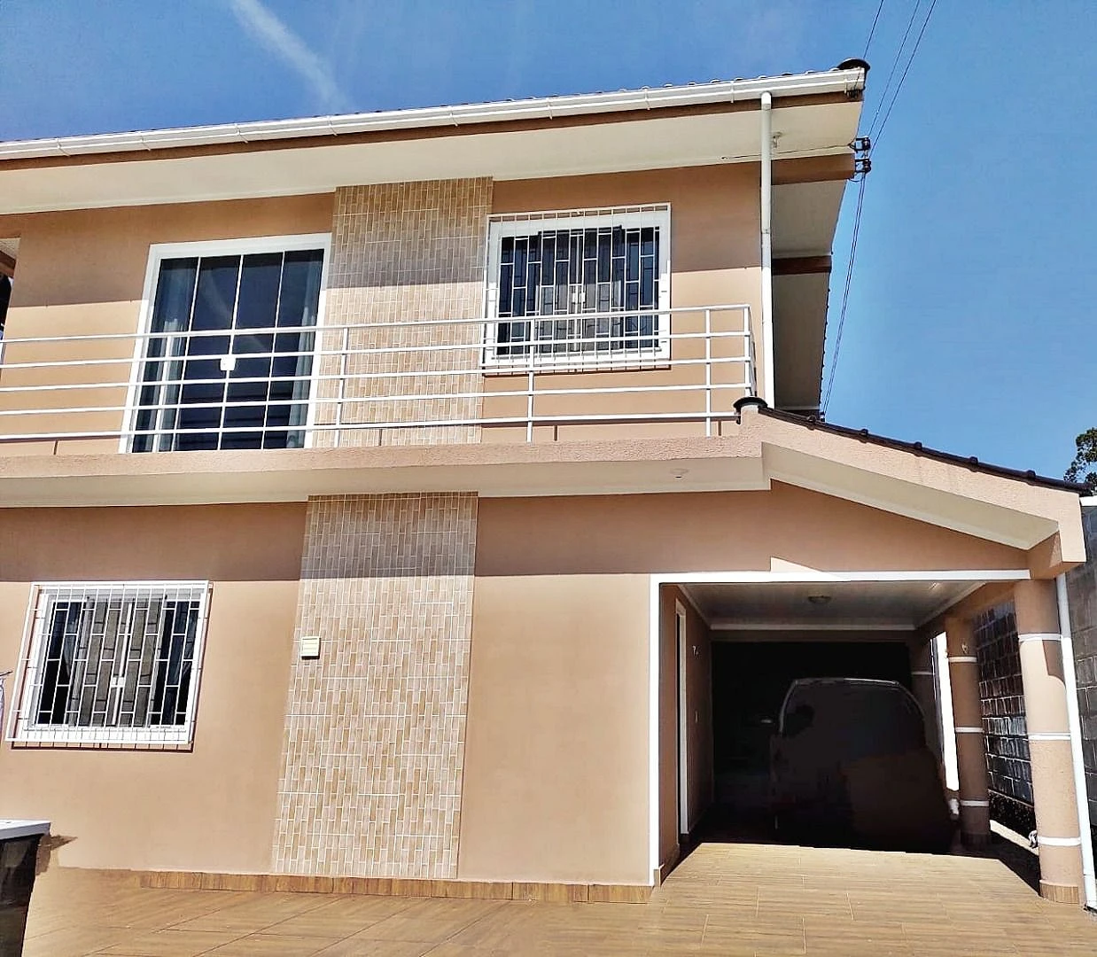 Casa 3 Quartos, 1 Suíte, 4 Vagas - Governador Celso Ramos