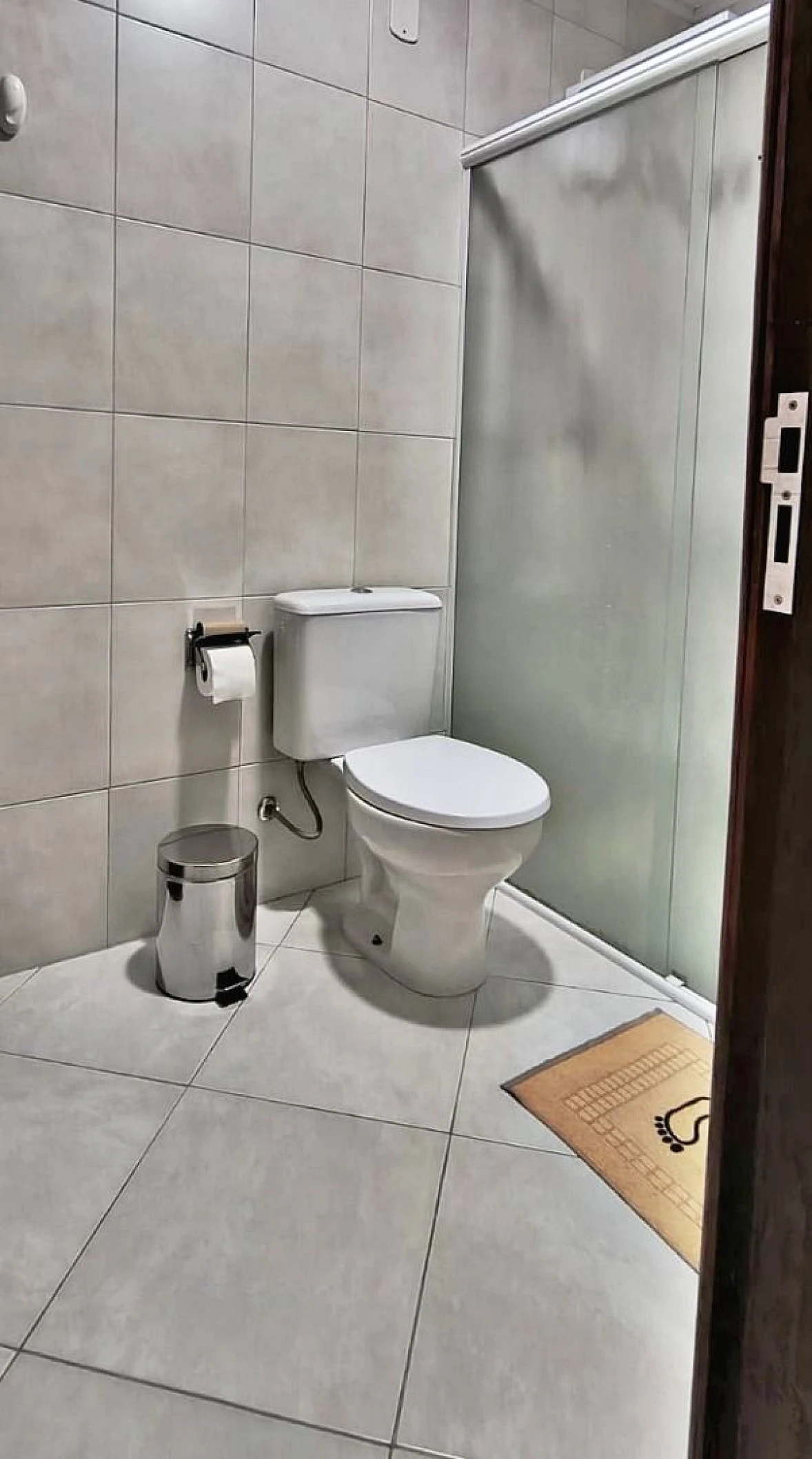 Casa 3 Quartos, 1 Suíte, 4 Vagas - Governador Celso Ramos - Foto 12
