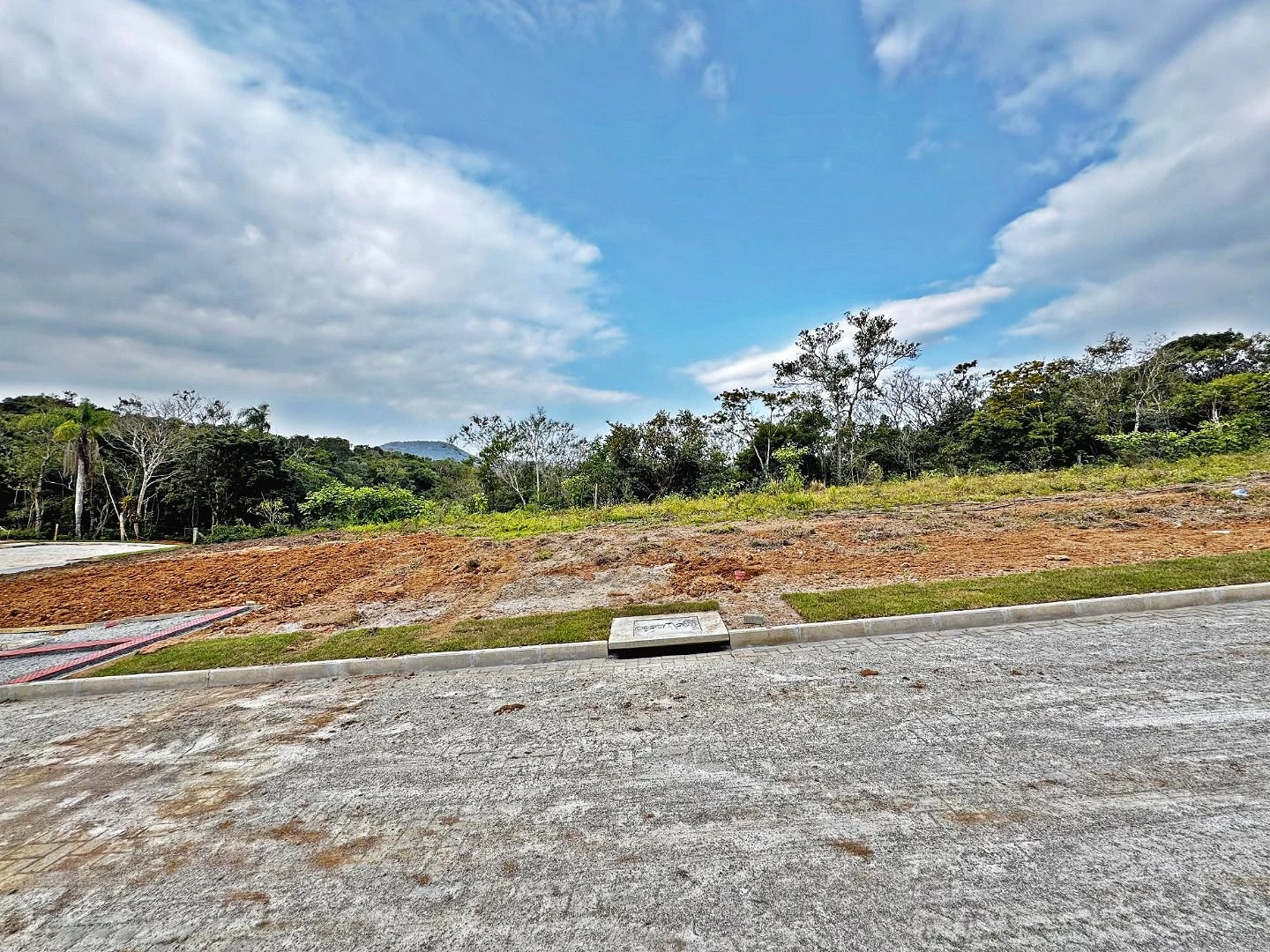 Terreno em Forquilhas, São José
