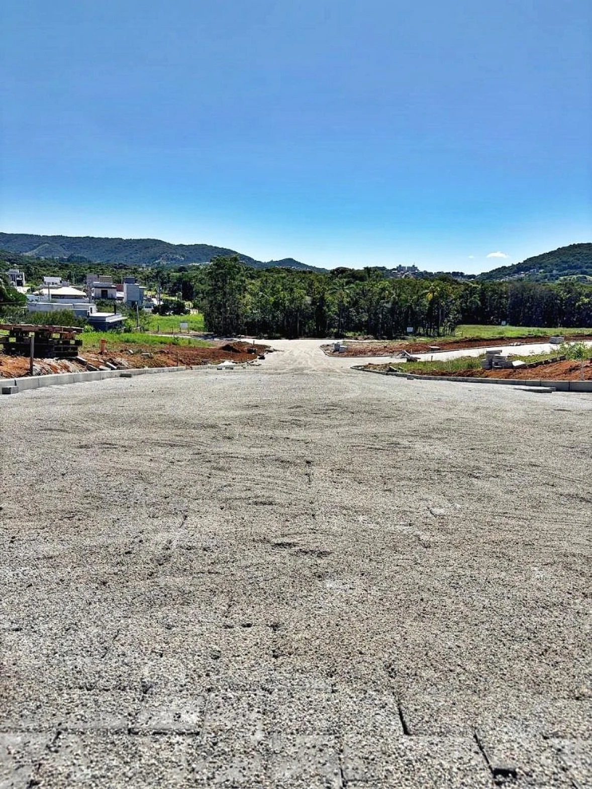 Terreno em Forquilhas, São José