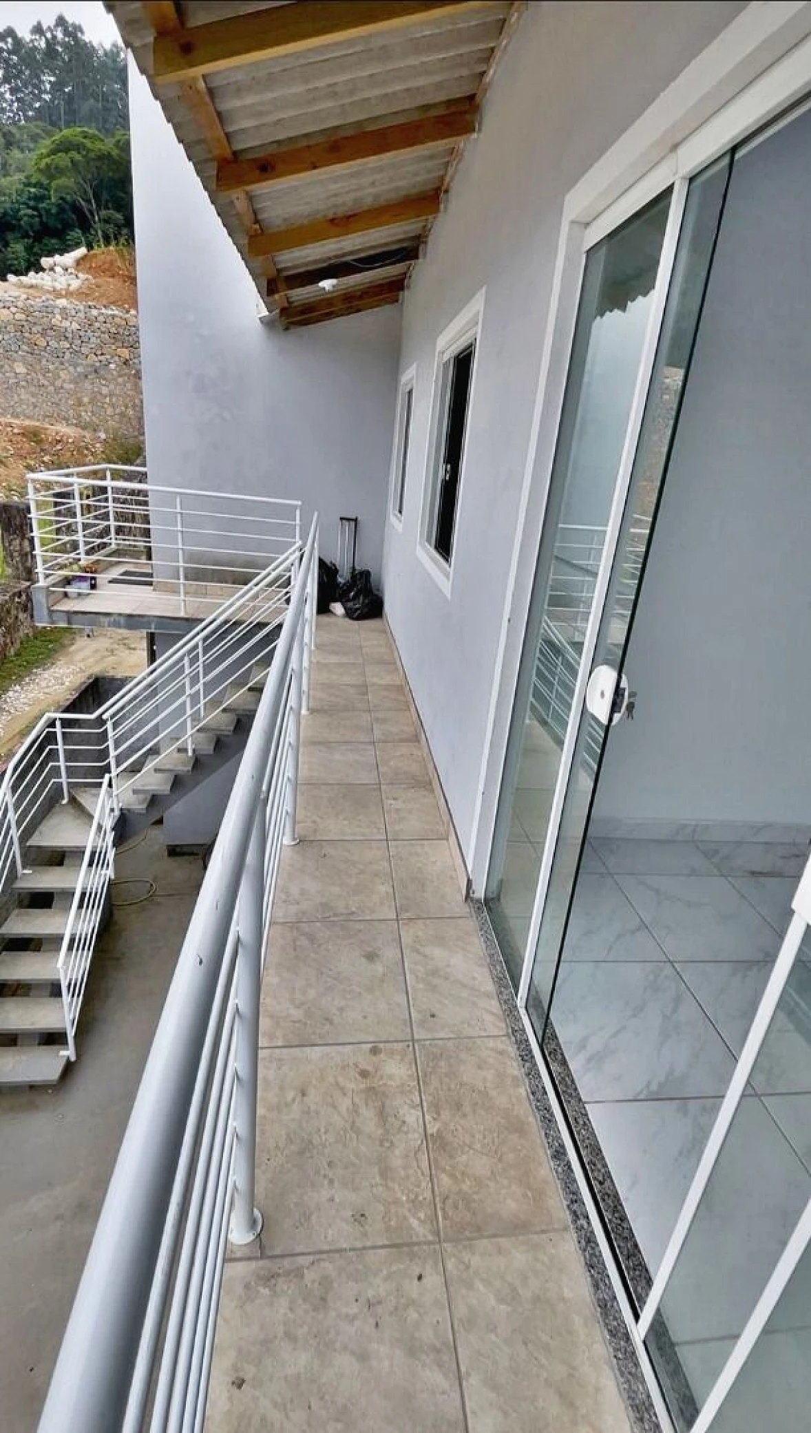 Casa 4 Quartos, 2 Vagas, Sacada - Alto Aririú - Foto 17