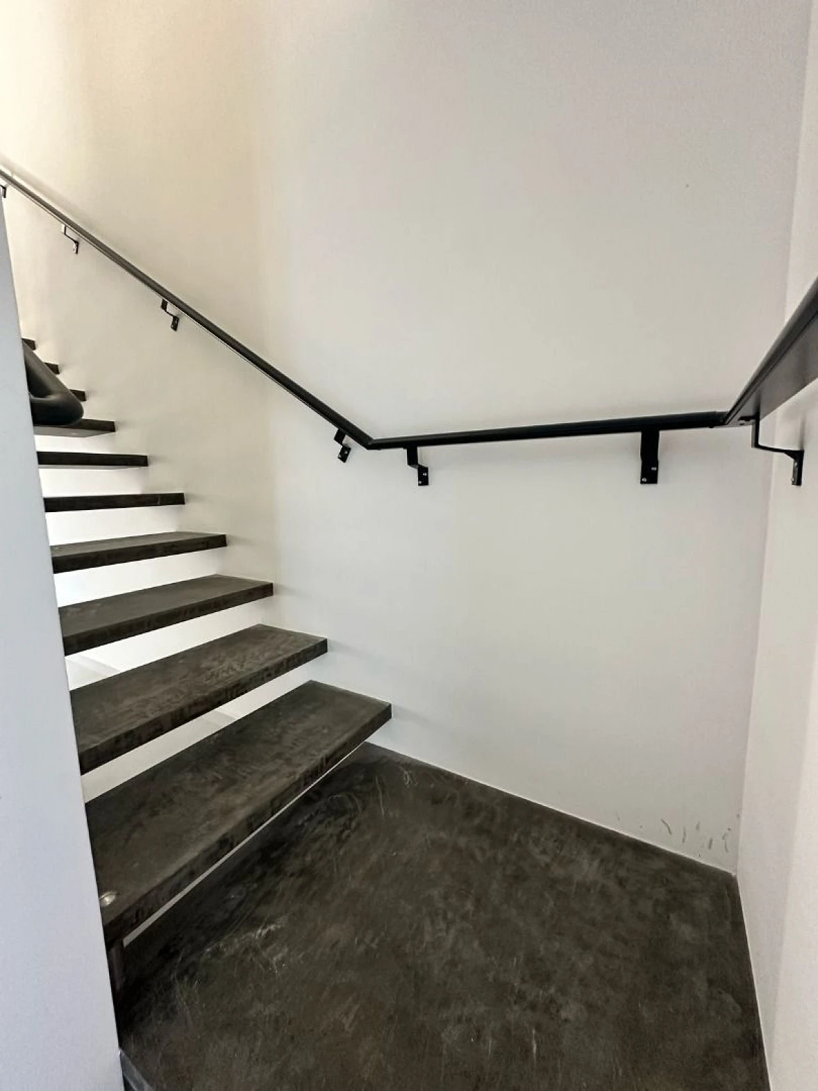 Sobrado com 3 Dorms, sendo 1 Suíte 2 Demi-Suítes + Lavabo - Bosque São José - Foto 14