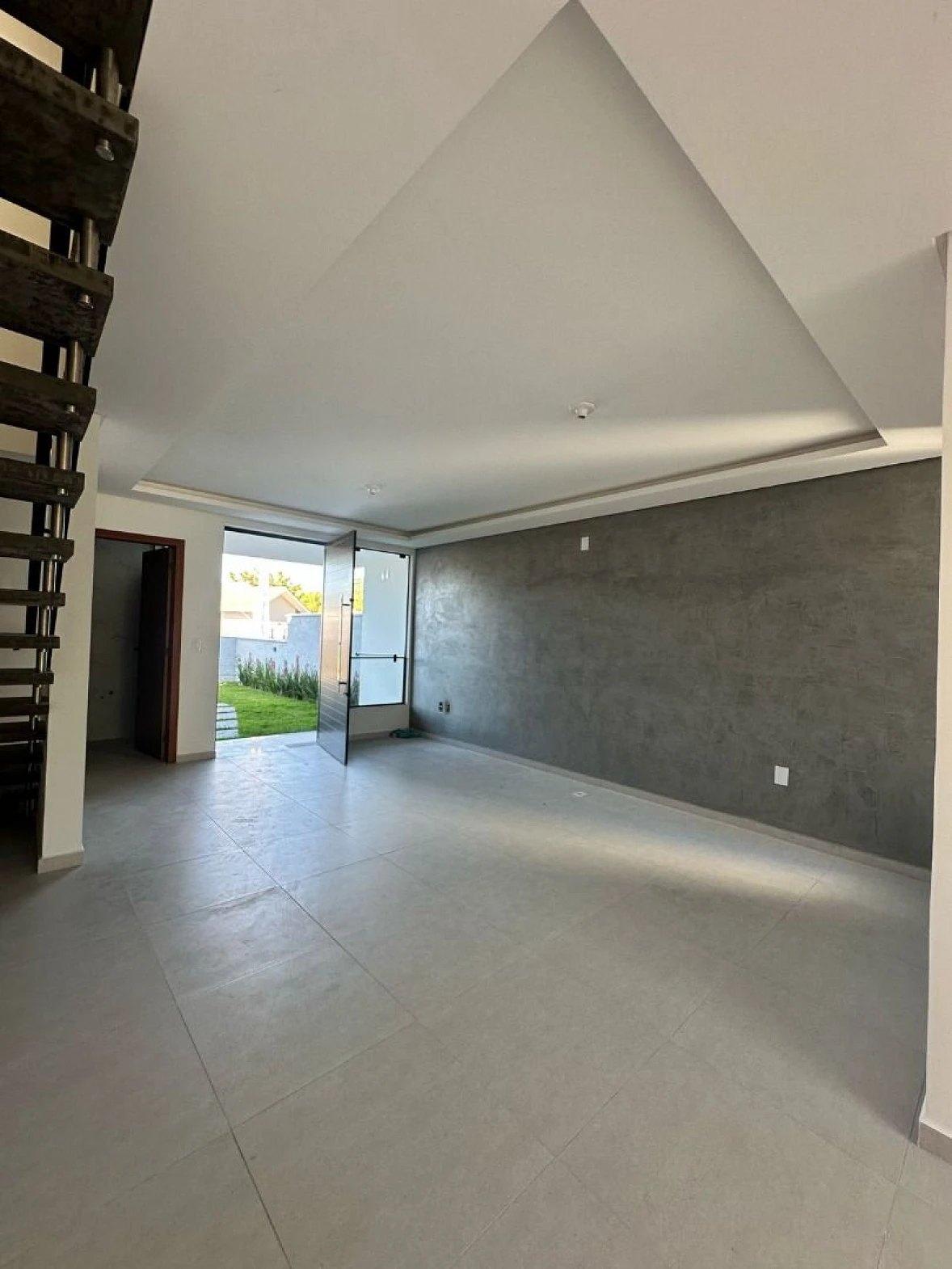 Sobrado com 3 Dorms, sendo 1 Suíte 2 Demi-Suítes + Lavabo - Bosque São José - Foto 9