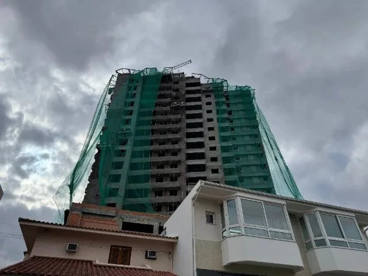 Apartamento em Kobrasol, São José