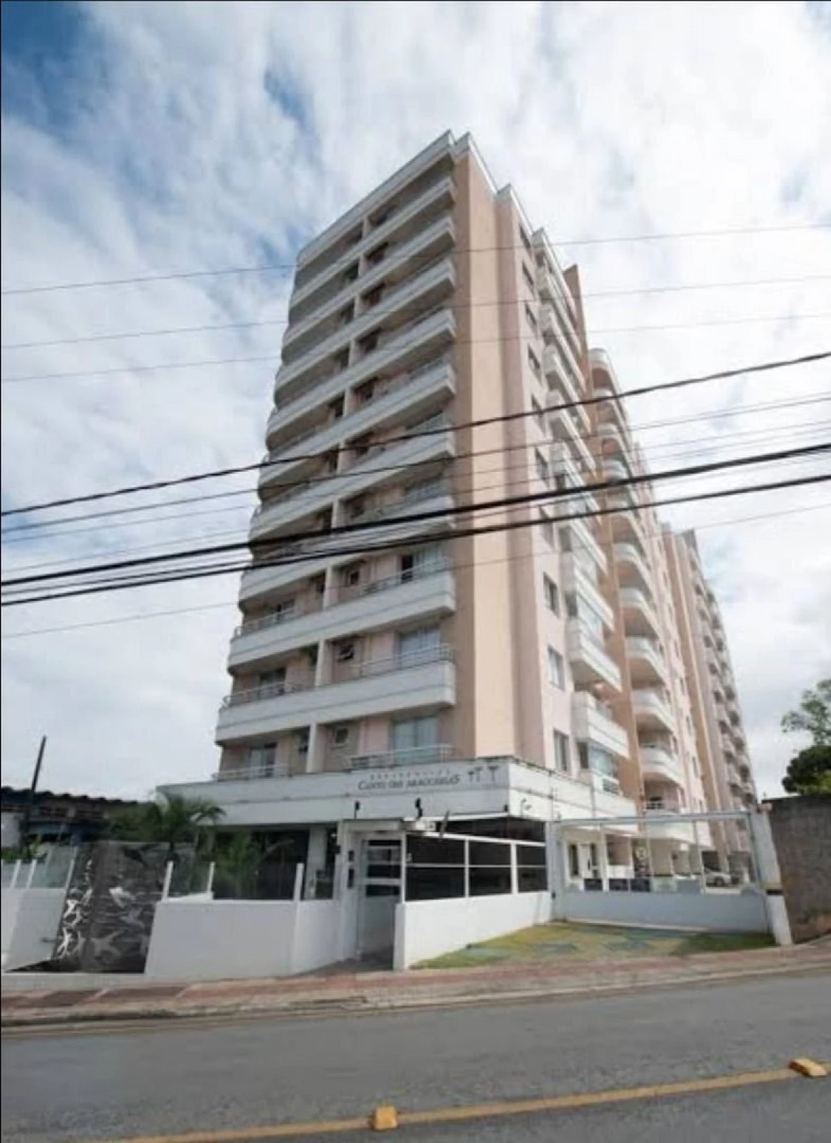Apto 2 Dorms com Suíte, Sacada C/ Churrasqueira, 02 Vagas, Areias - São José