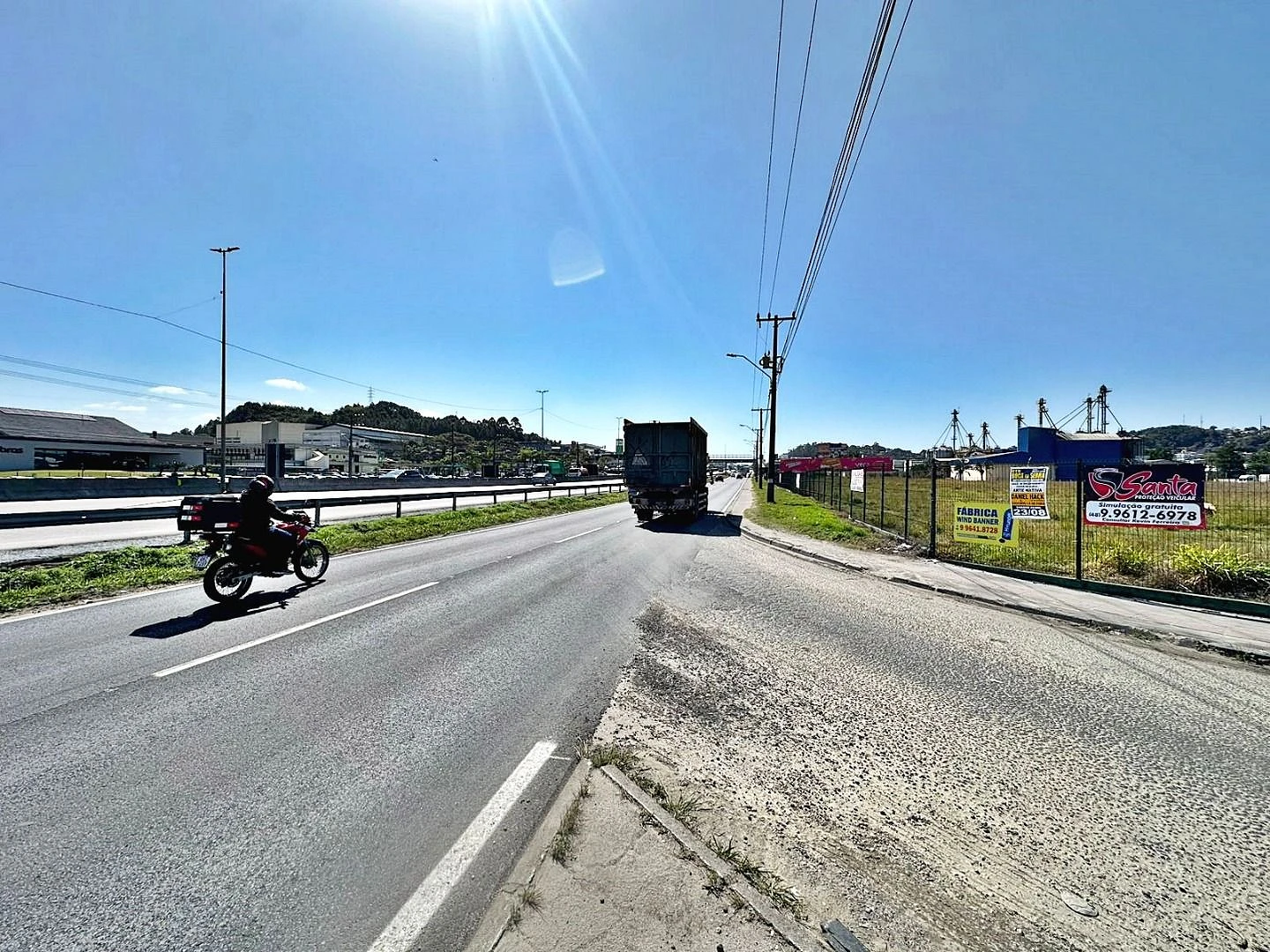 Terreno em Distrito Industrial, São José