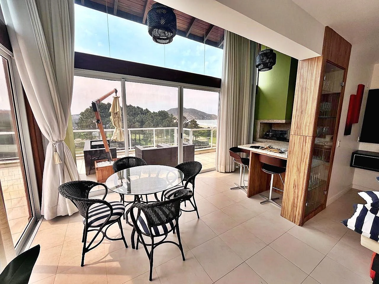 Cobertura Duplex, 6 Suítes, 4 Vagas, Condomínio Águas do Santinho, Florianópolis/SC; - Foto 10
