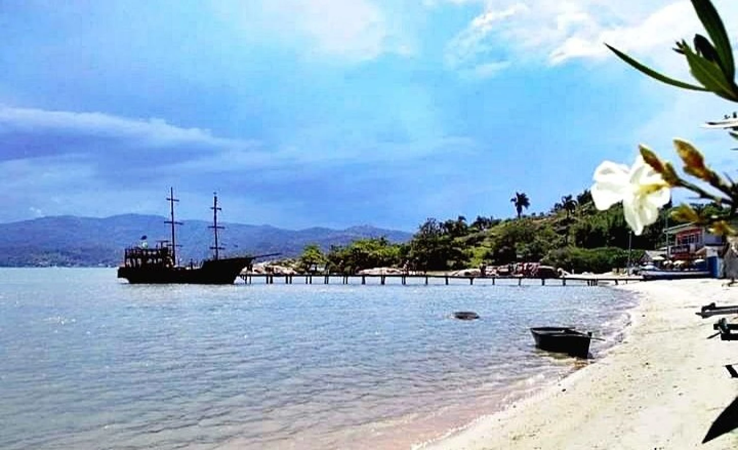 Casa X Restaurante com 1.000 M², Frente Mar / Governador Celso Ramos - Foto 6