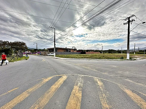 Terreno em Forquilhas, São José