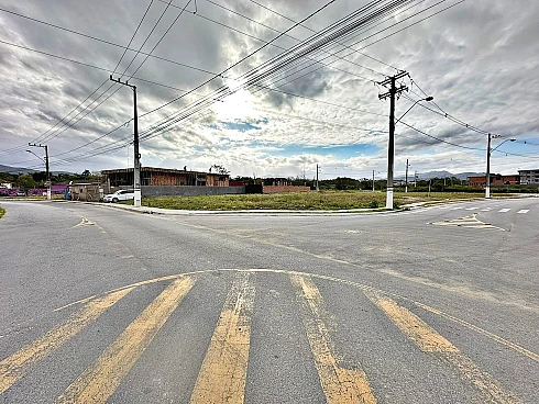 Terreno em Forquilhas, São José