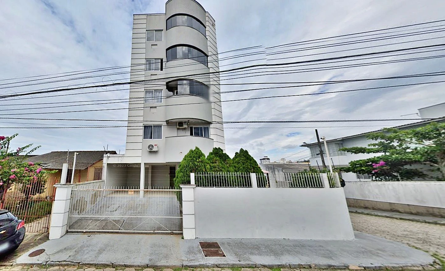 Cobertura em Barreiros, São José