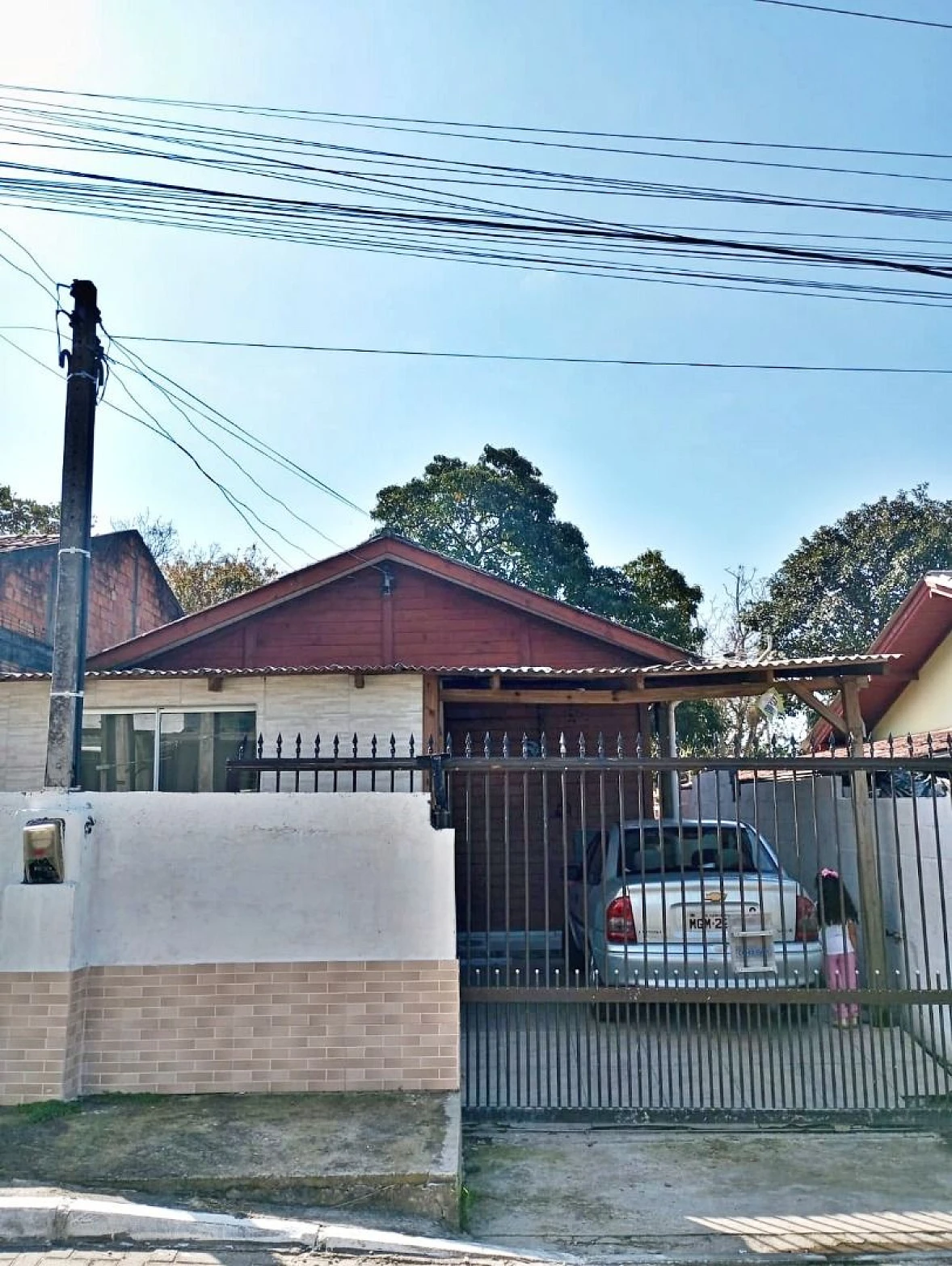 Casa com 3 Dormitórios e 1 Banheiro Social - Foto 21