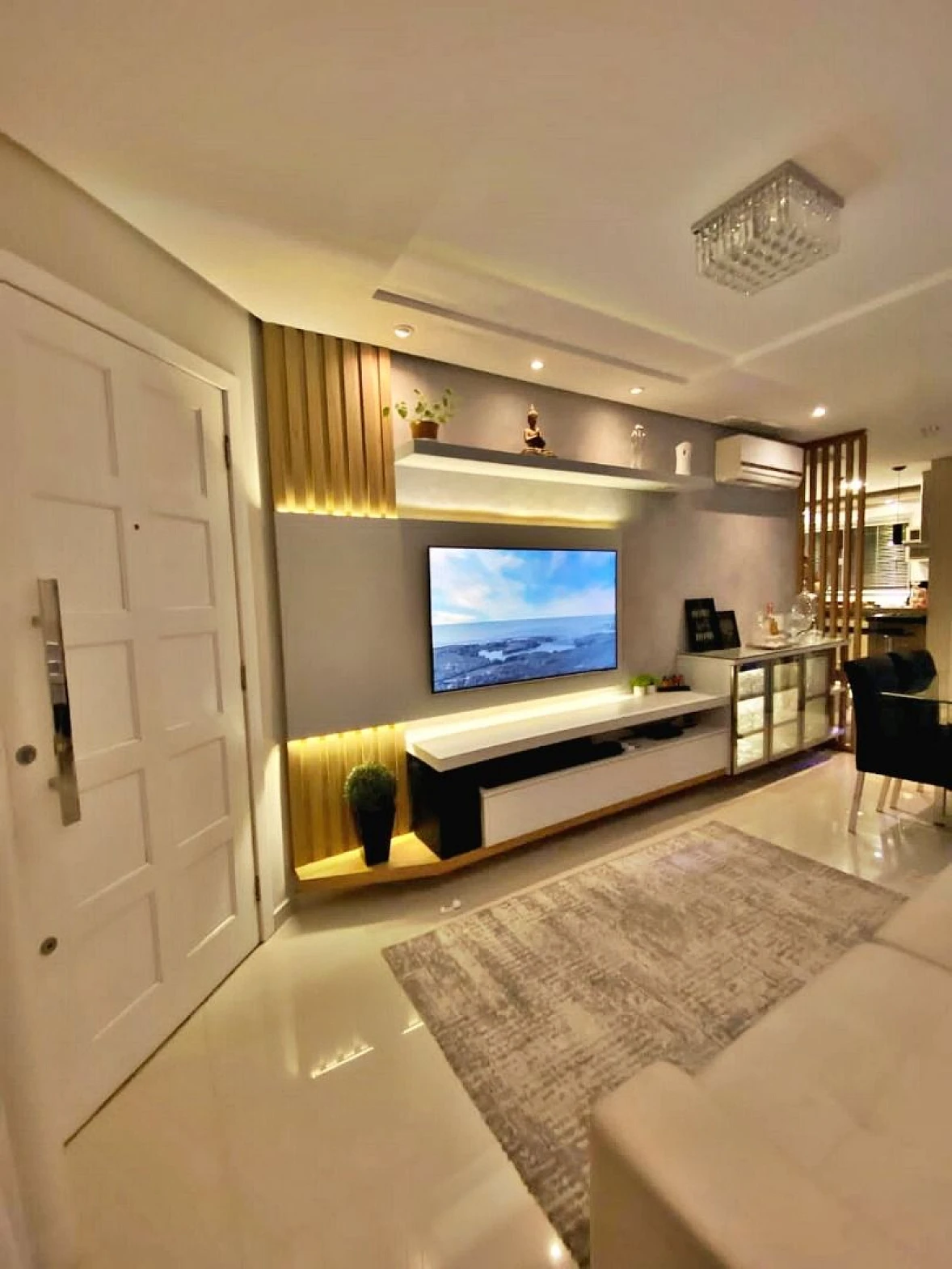 Sobrado geminado em Forquilhas, São José