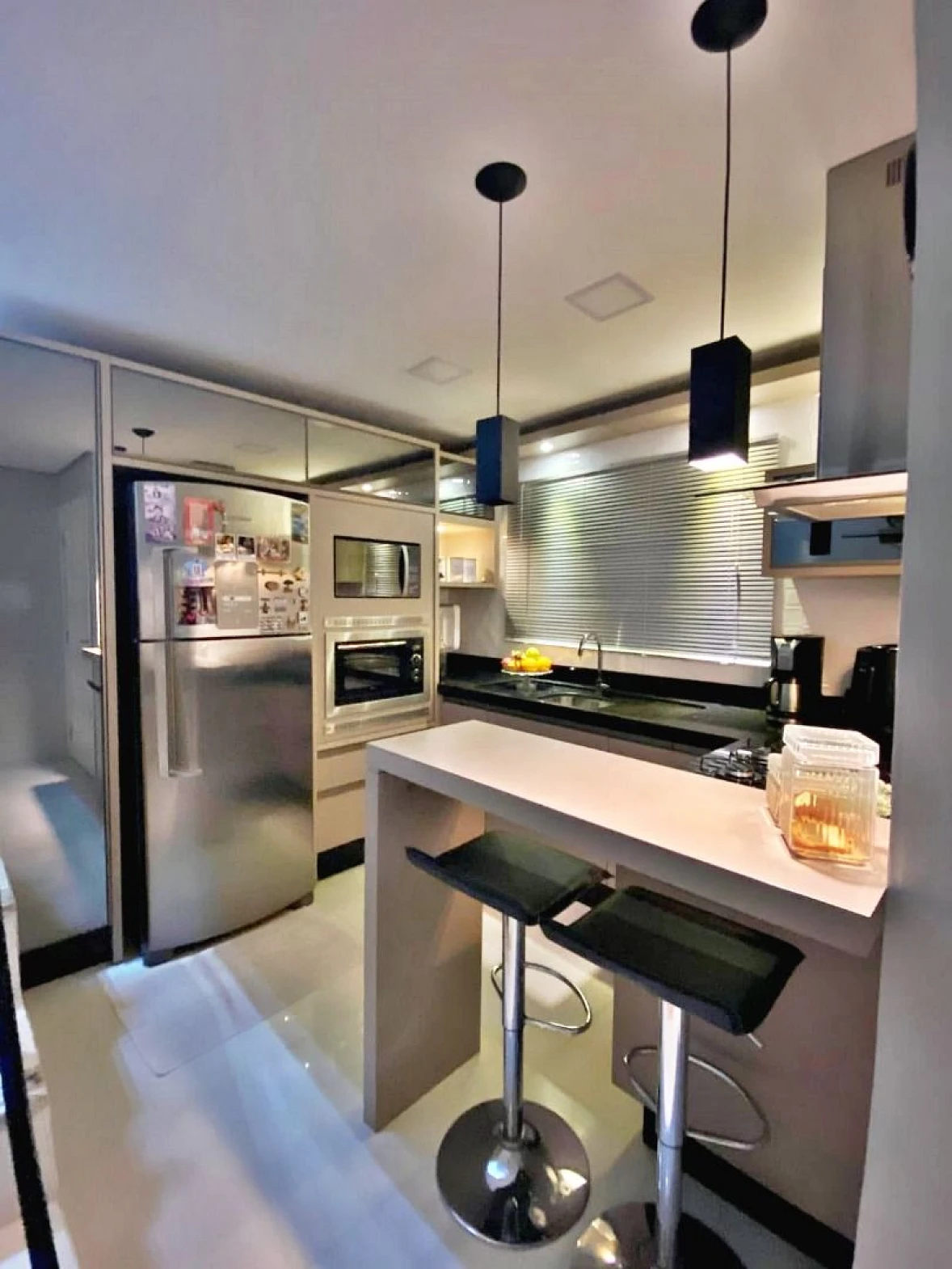 Sobrado geminado em Forquilhas, São José