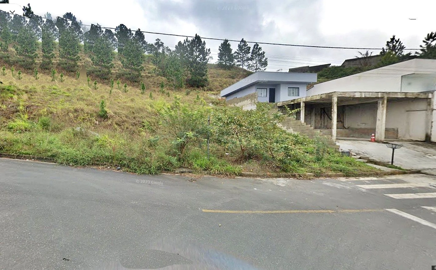 Terreno em Forquilhas, São José