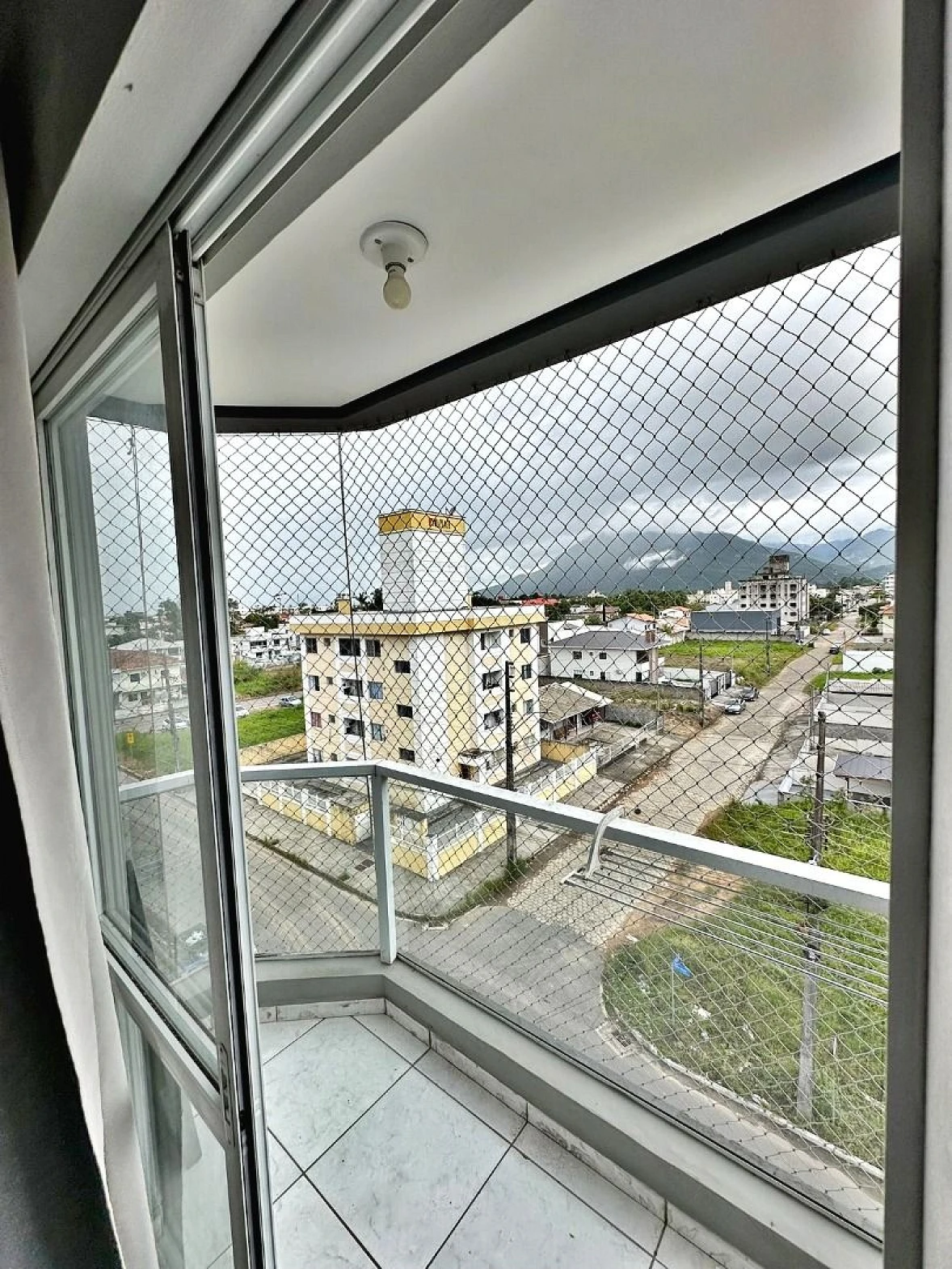 Apartamento em Aririú, Palhoça