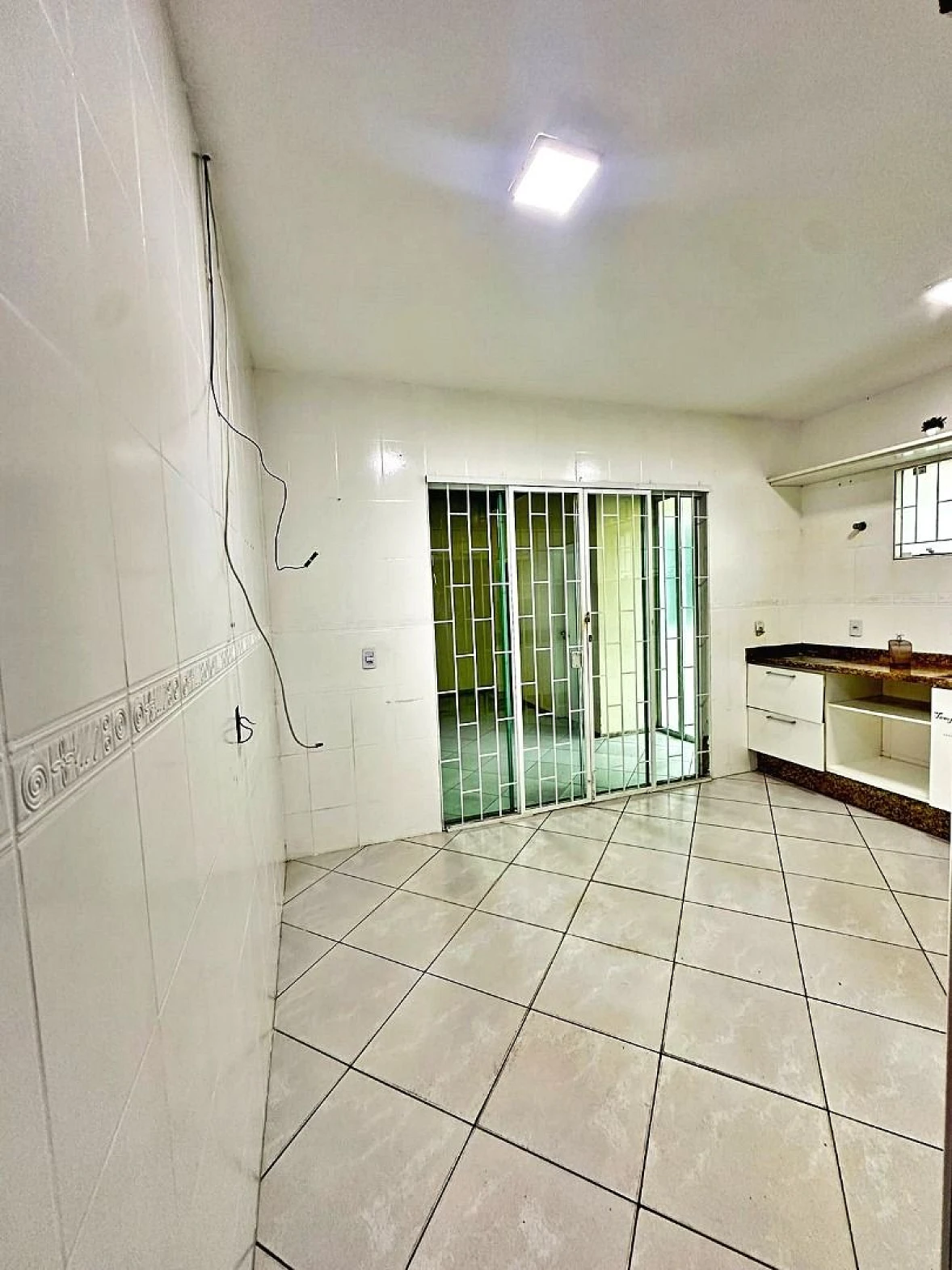 Linda Casa 3 Dorms com Suíte, Bairro Madri, Palhoça/SC - Foto 13