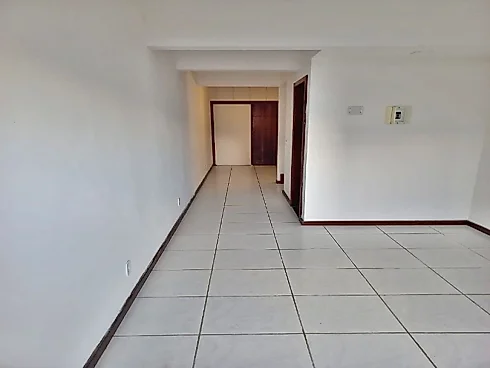 Sobrado geminado em Barra do Aririú, Palhoça