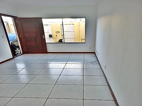 Sobrado geminado em Barra do Aririú, Palhoça