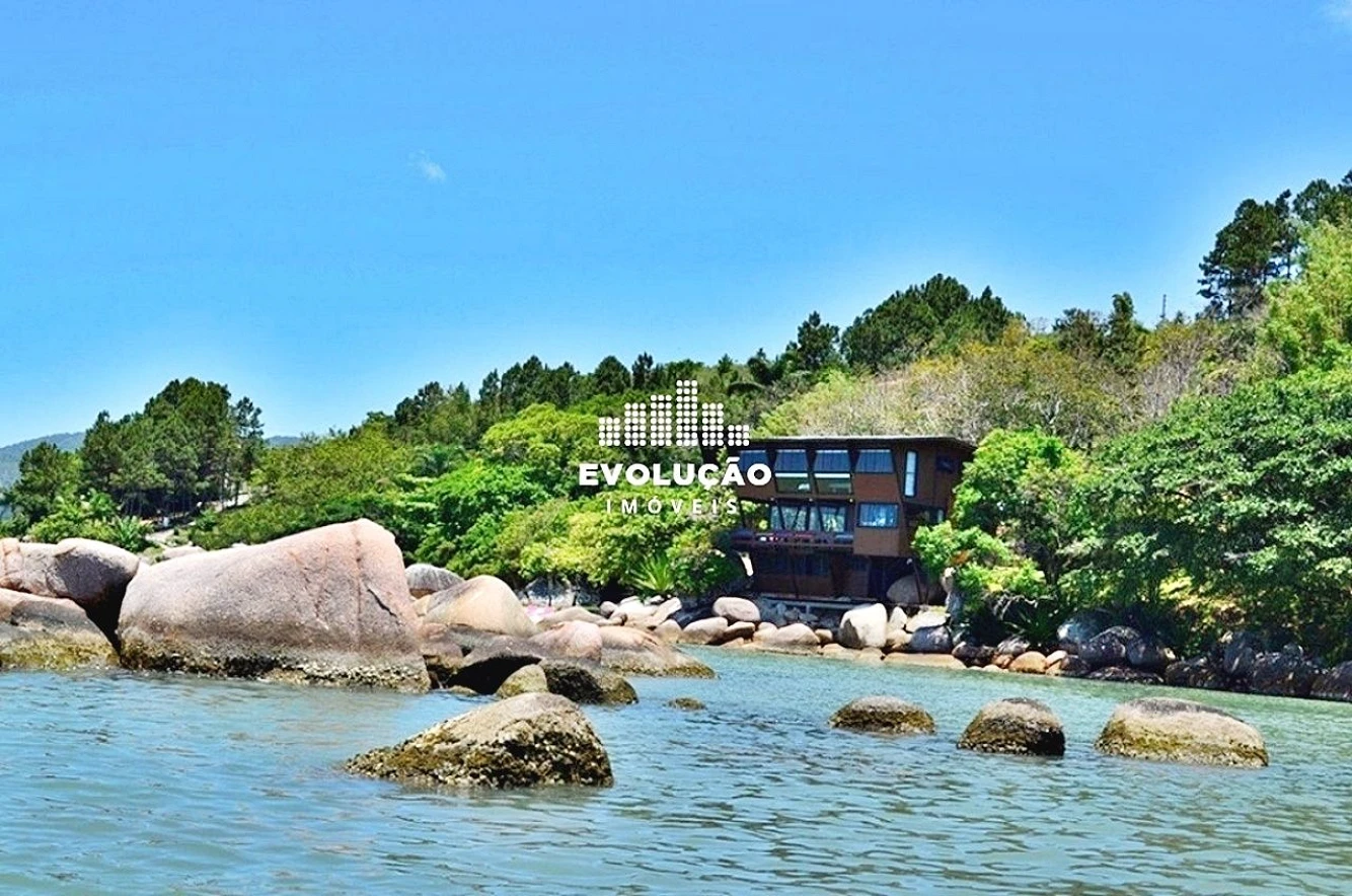 Casa em Costeira da Armação, Governador Celso Ramos