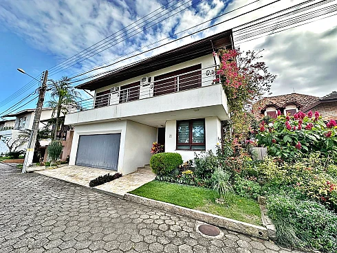 Casa em Coqueiros, Florianópolis