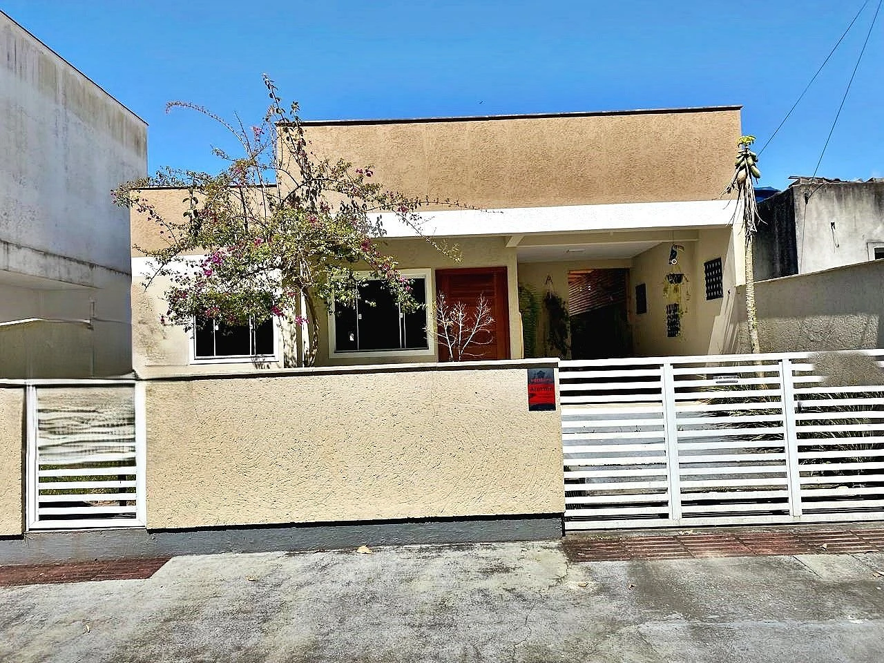 Casa com 3 Dormitórios, Suíte no Lisboa 3 - São José SC