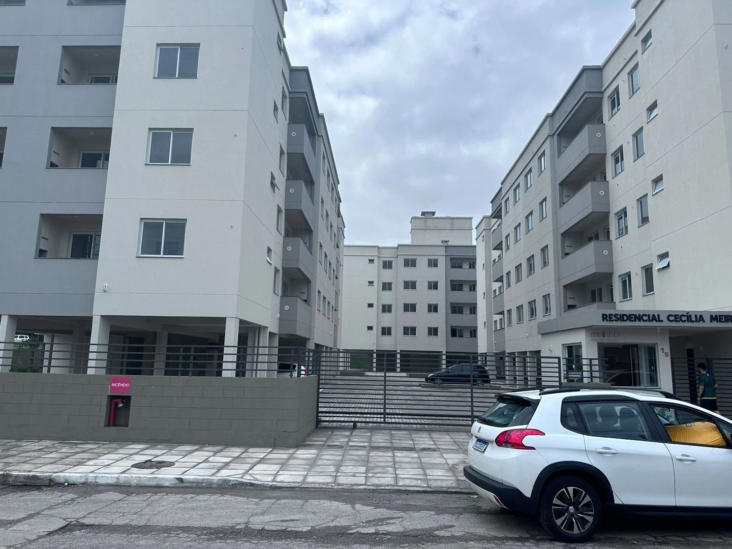 Apartamento em Forquilhas, São José