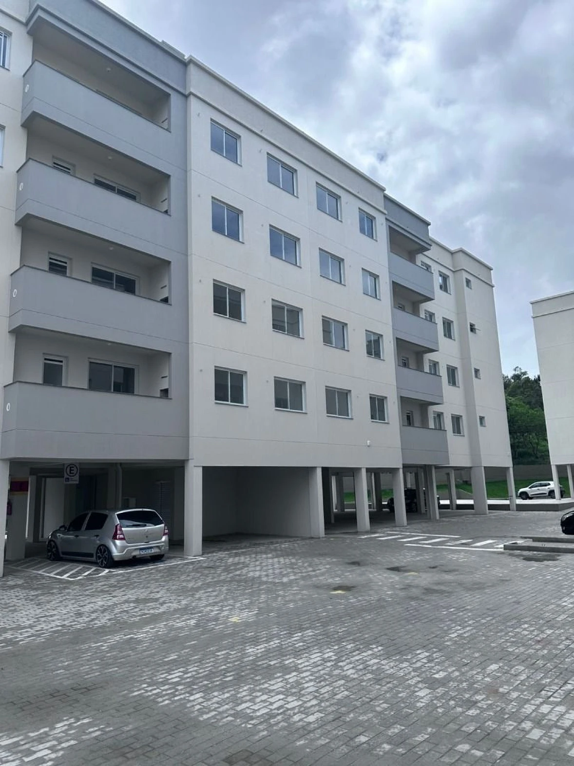 Apartamento em Forquilhas, São José
