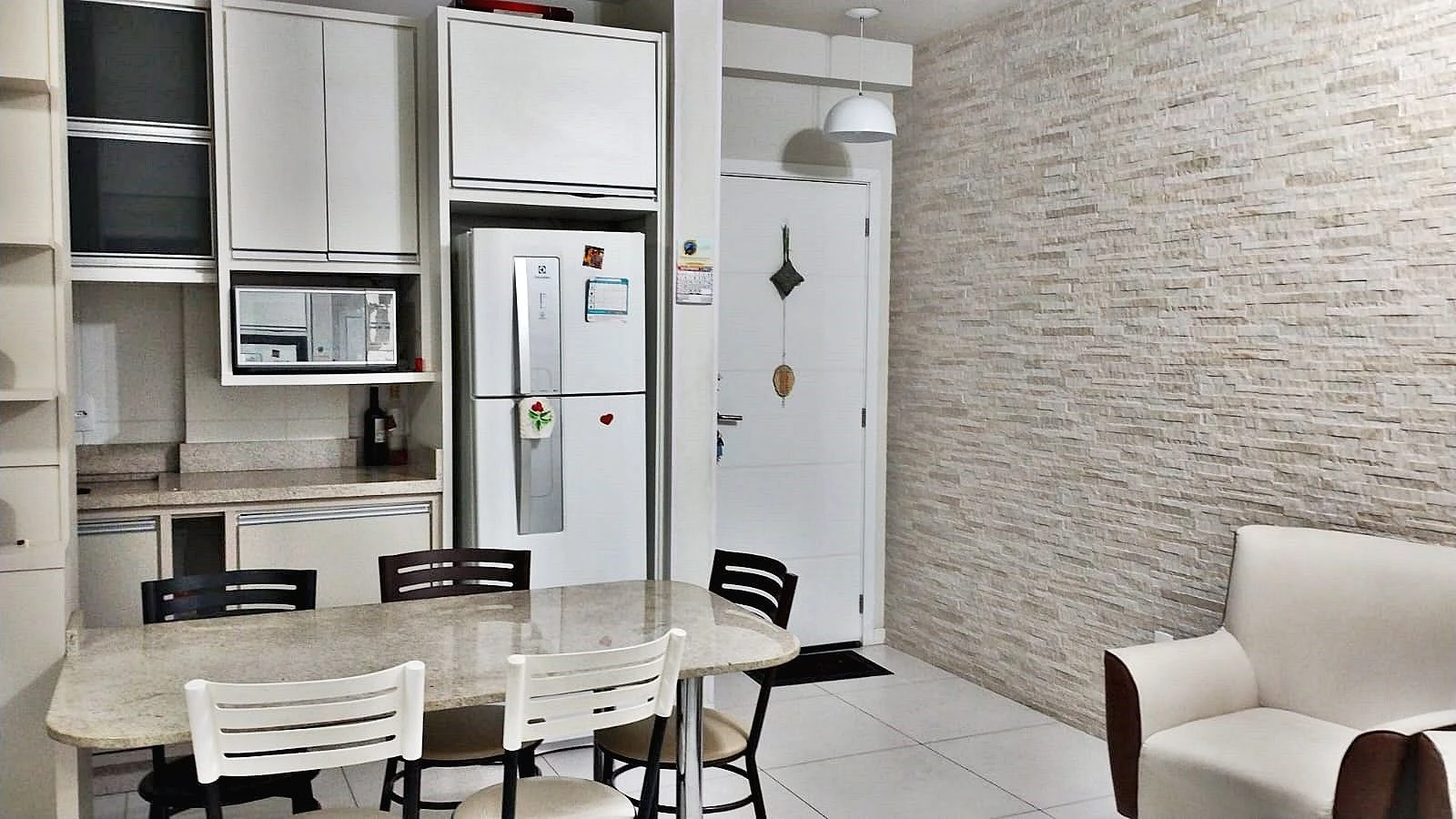 Apartamento 3 Dormitórios com Suíte - Centro - São José/SC - Foto 12