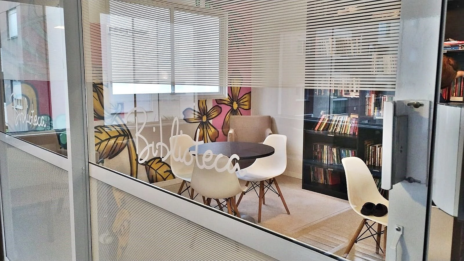 Apartamento 3 Dormitórios com Suíte - Centro - São José/SC - Foto 25