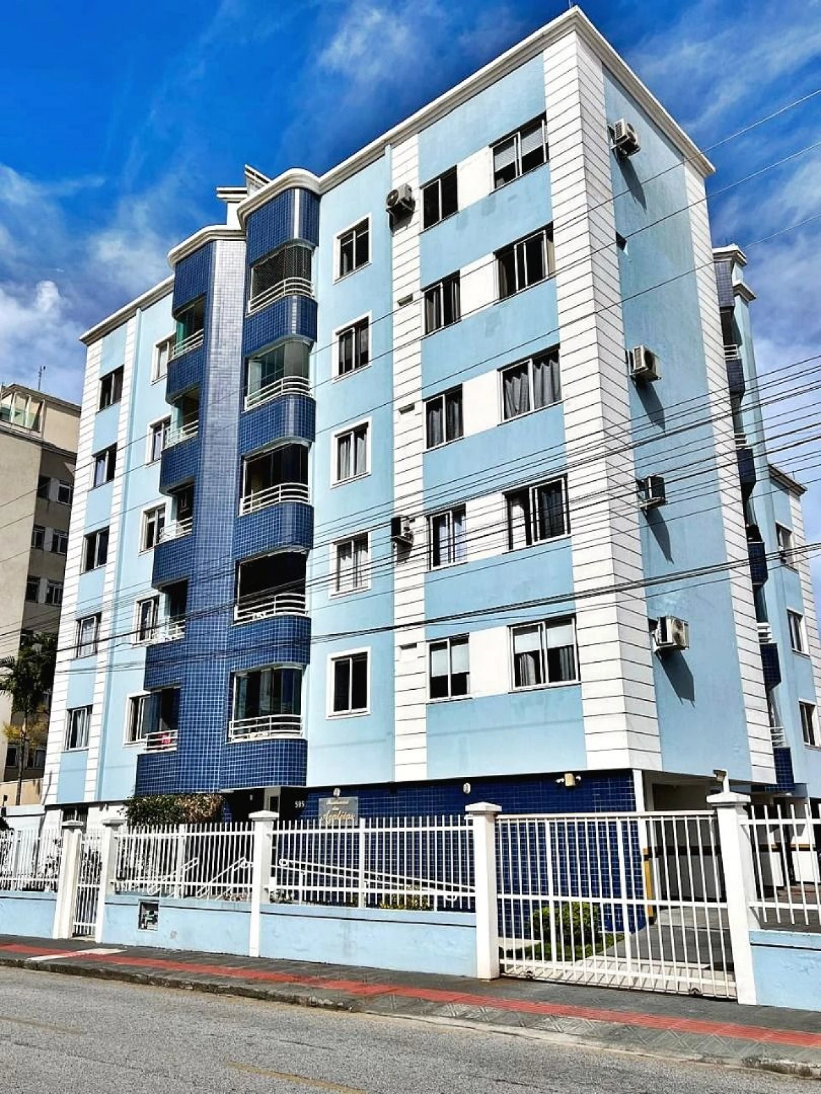 Apto 3 Quartos, 1 Suíte, Vaga Dupla - Barreiros - Apartamento em Cidade de Florianópolis, São José - Foto 1
