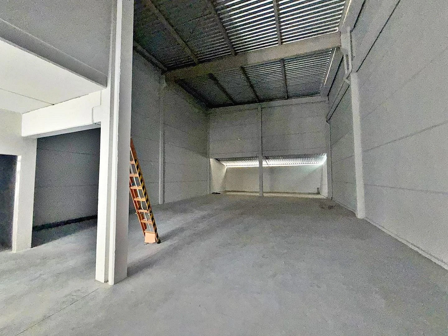 Galpão, com 195 m² - Barreiros - São José/SC - Foto 7