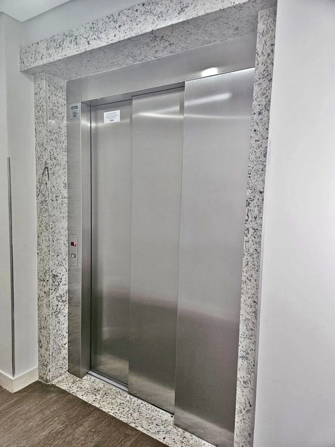 Apartamento em Aririú, Palhoça