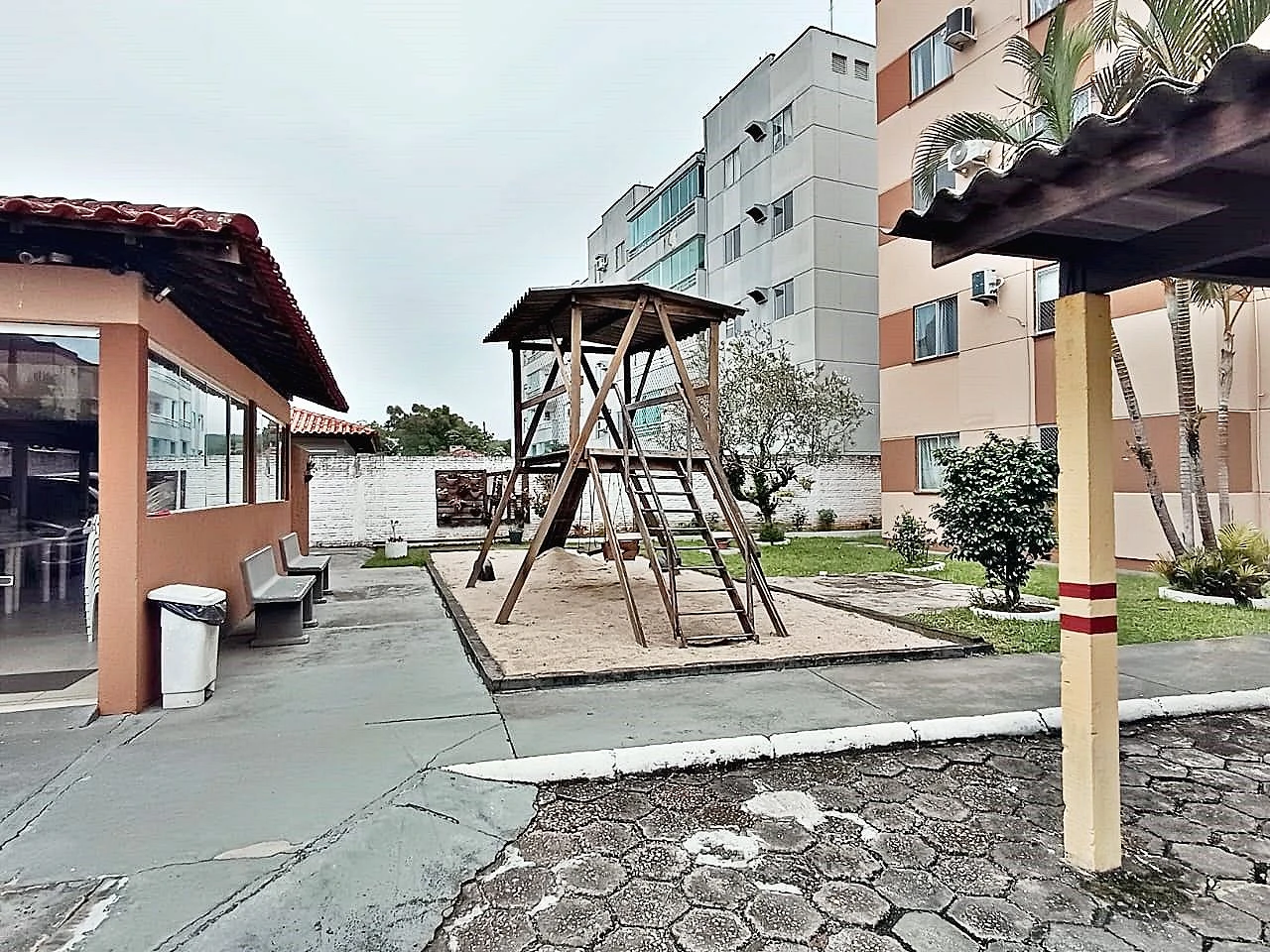 Apartamento em Serraria, São José