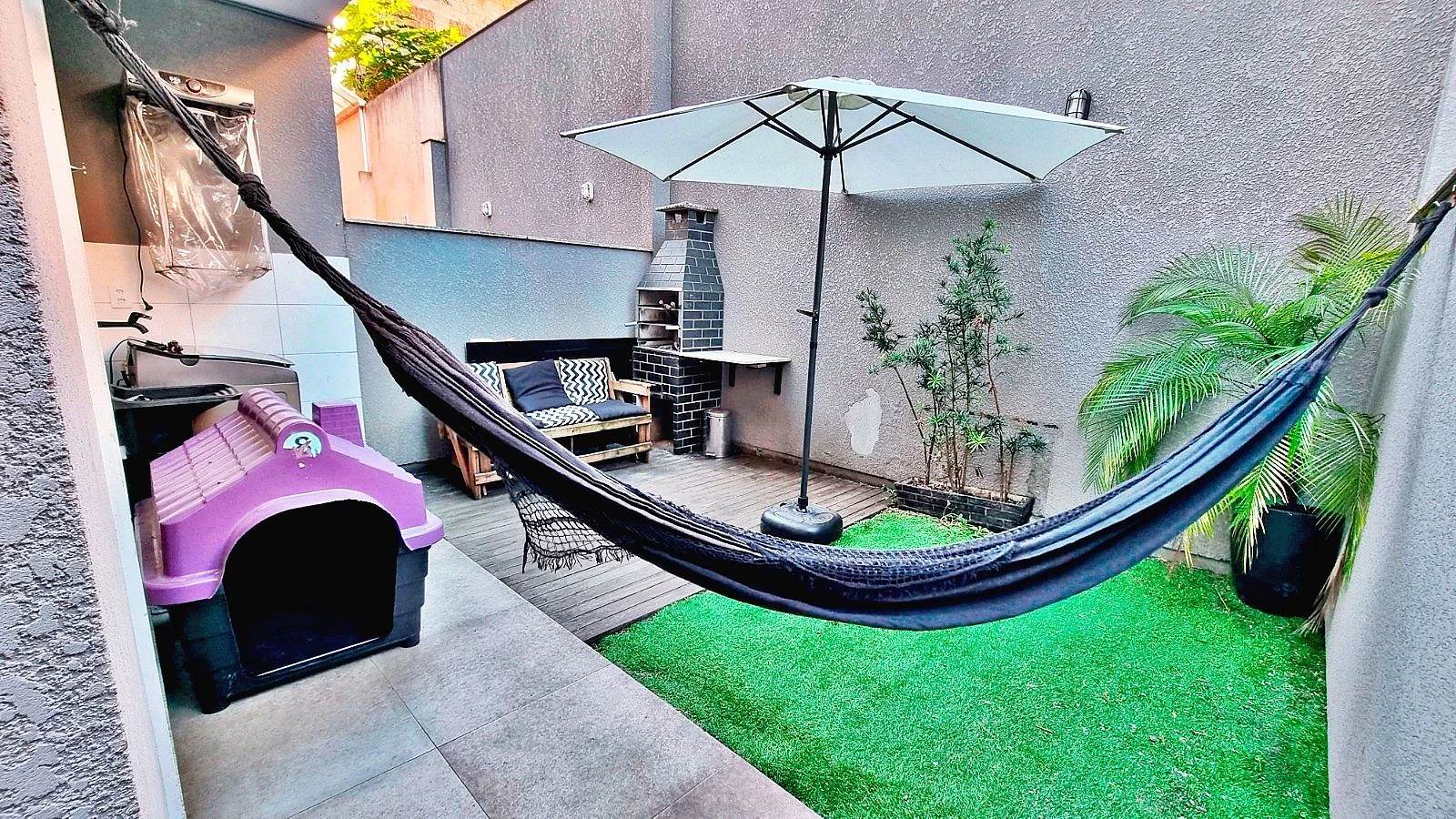 Sobrado geminado em Potecas, São José