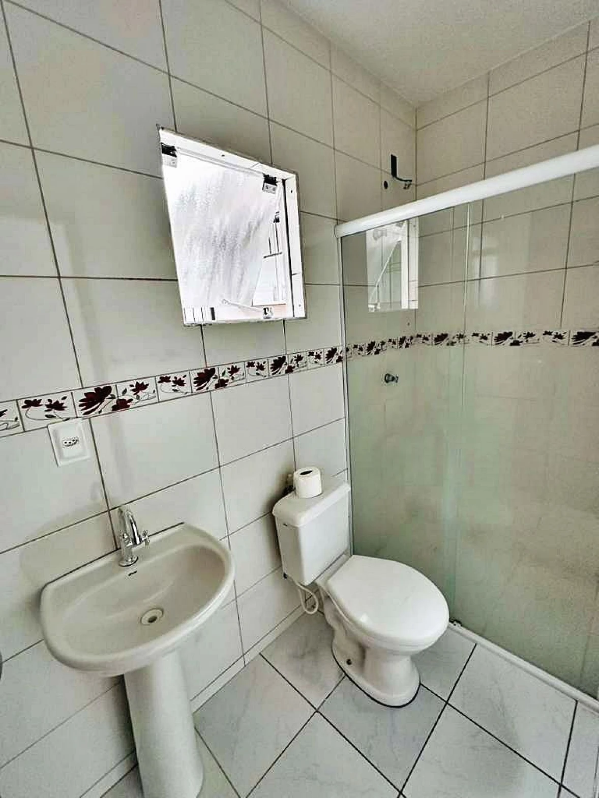 Casa 2 Quartos, 2 Vagas, Escritura - Forquilhas - Foto 12