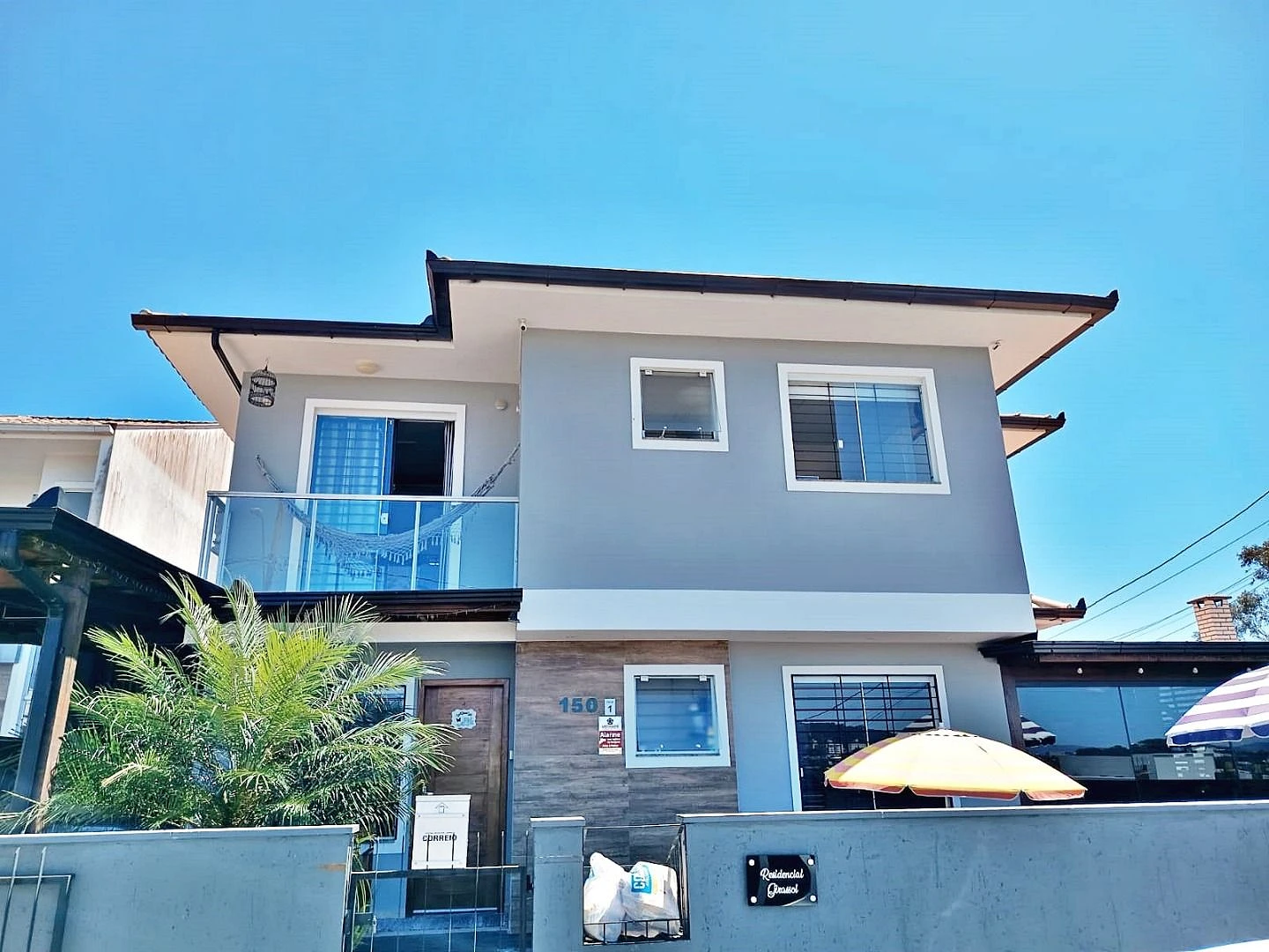 Casa com à Venda- Potecas - São José/SC