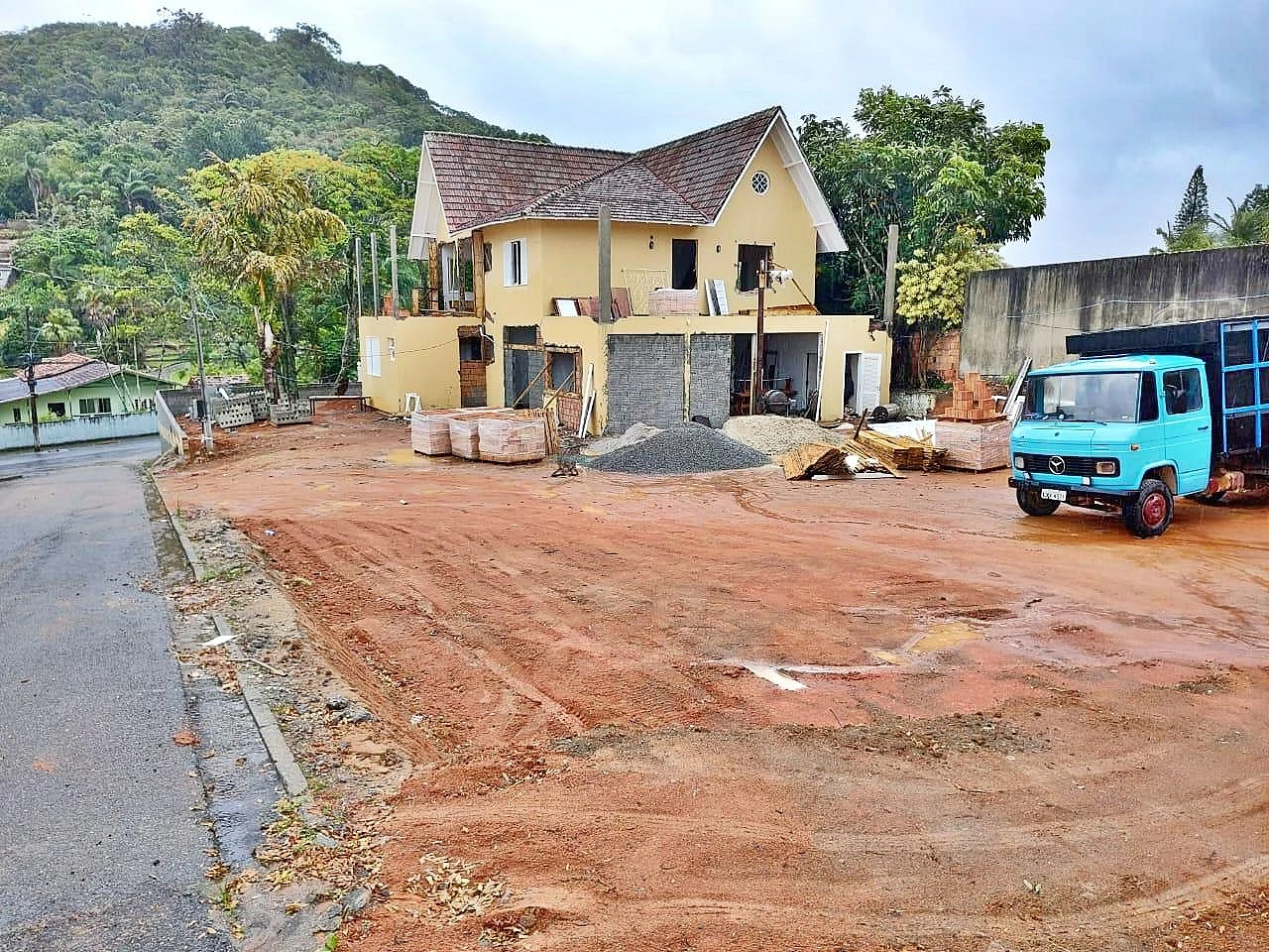 Terreno em Ponta de Baixo, São José