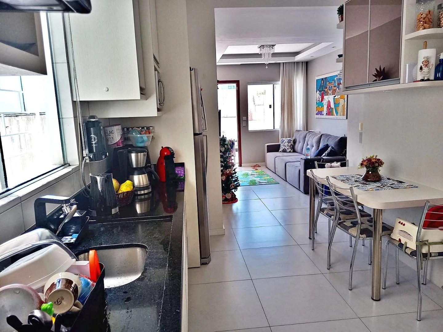 Sobrado geminado em Potecas, São José