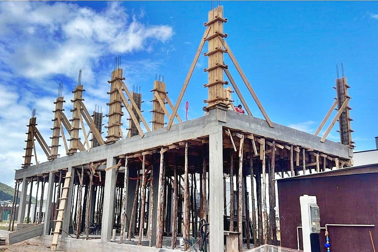 Casa com 3 Dormitórios (Suíte), Fundos para o Lago - Bairro Deltaville - Biguaçu/SC - Foto 9