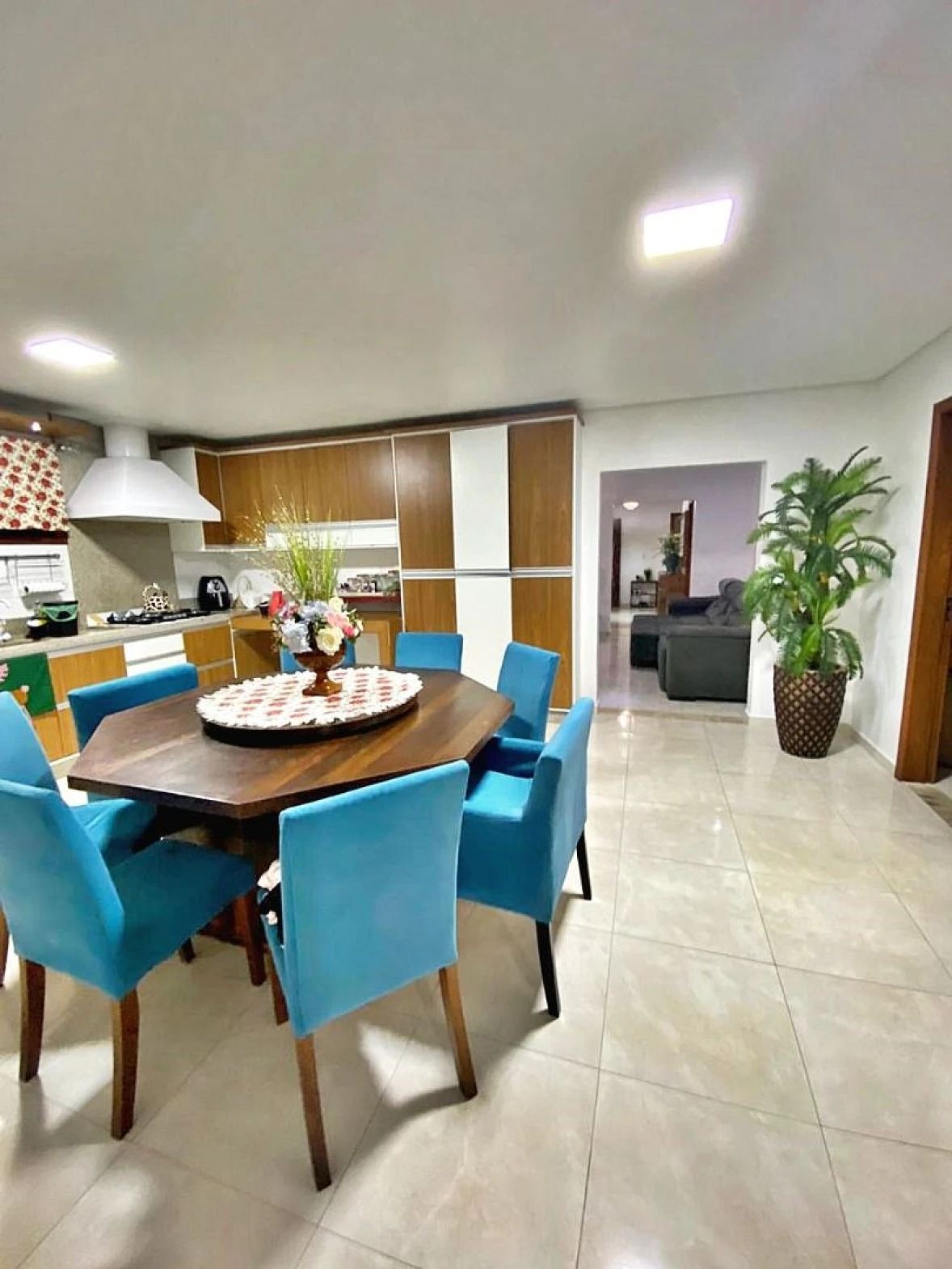 Casa 3 Quartos com 2 Suítes e 240m² - Forquilhas - Foto 9