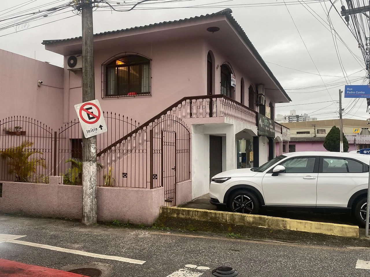 Prédio em Kobrasol, São José