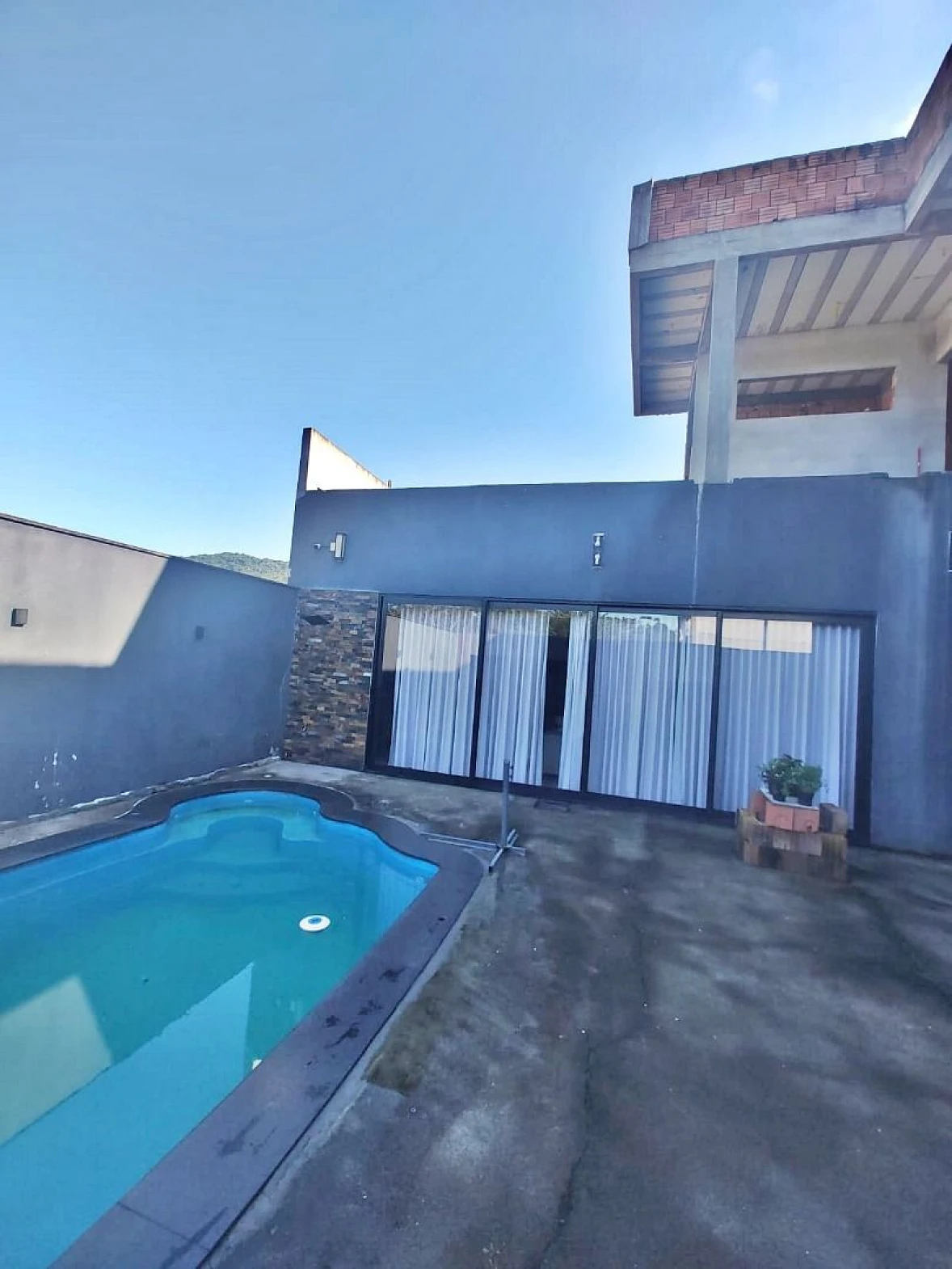 Casa em Colônia Santana, São José