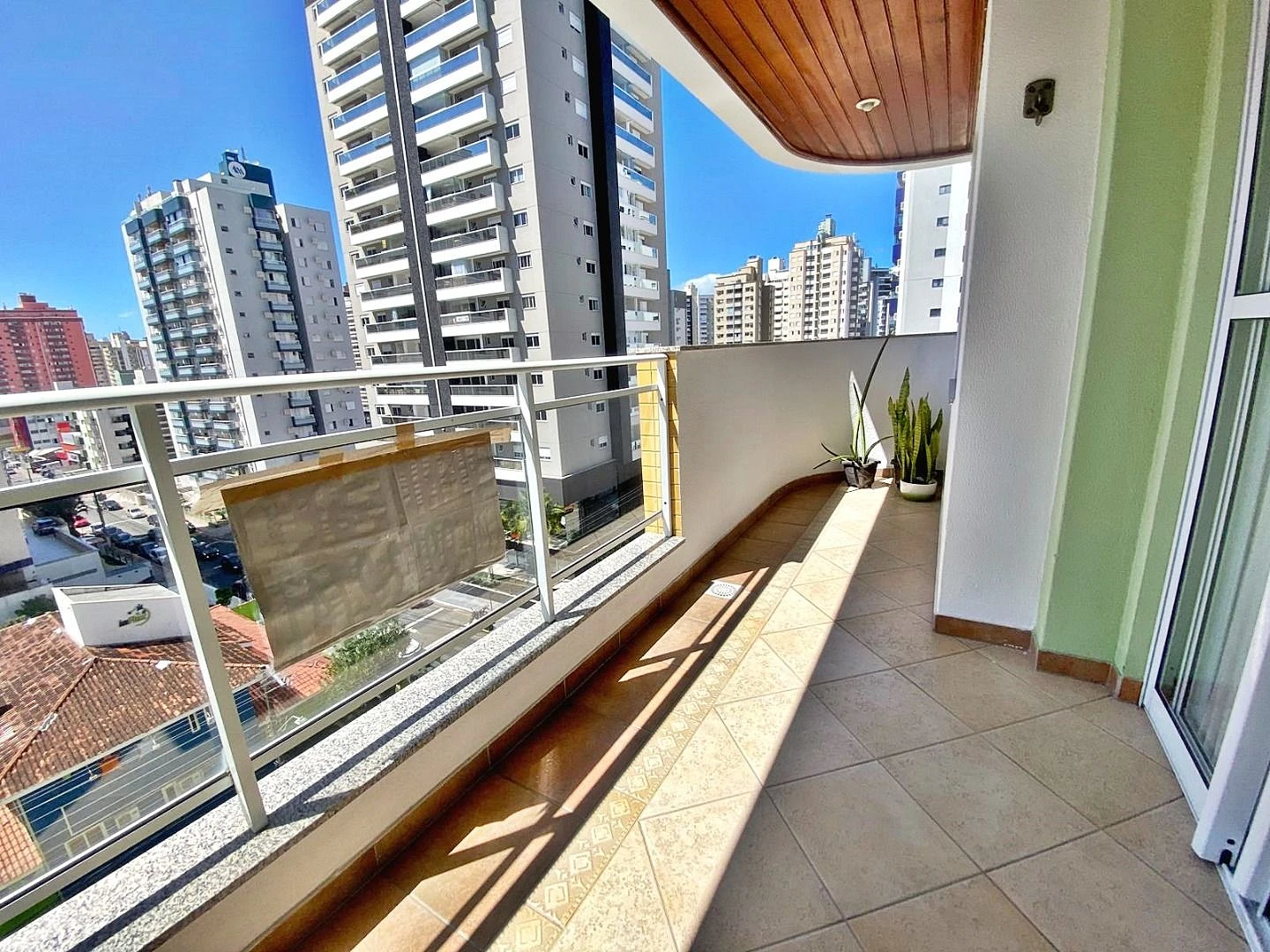 Apartamento com 3 Dorms com Suíte e 02 Vagas - Campinas - São José/SC - Foto 11