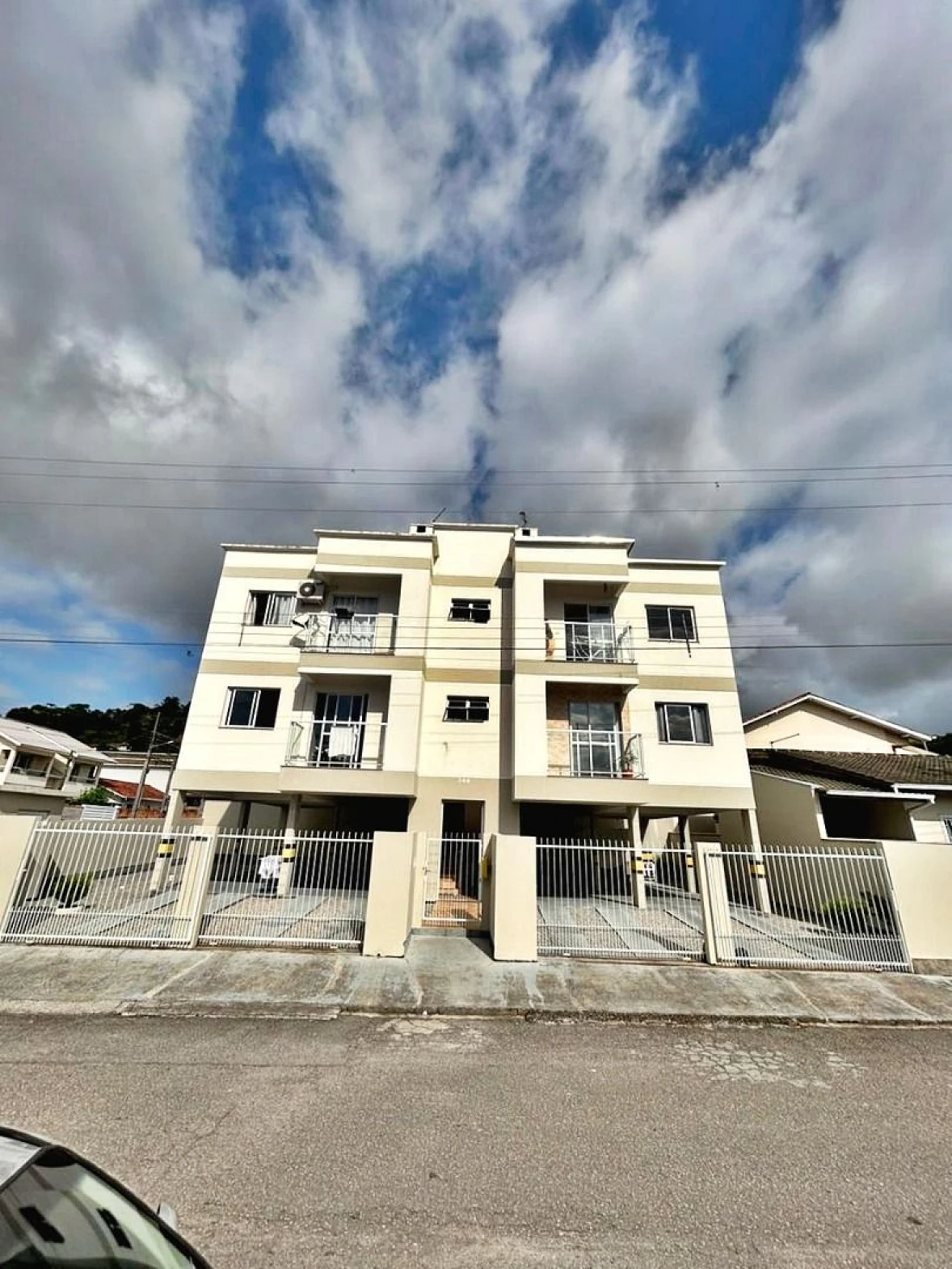 Apto 2 Quartos, Sacada, 3 Vagas - São Sebastião - Foto 18