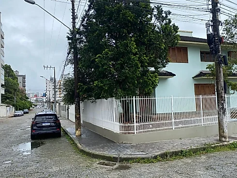 Casa em Floresta, São José