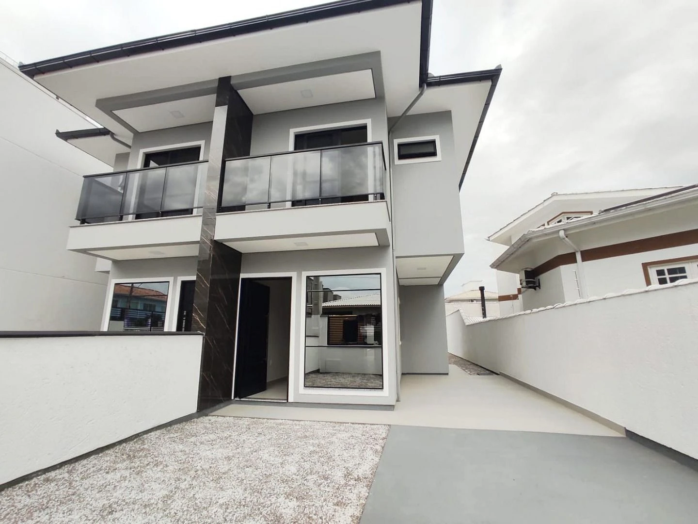 Sobrado geminado em Passa Vinte, Palhoça